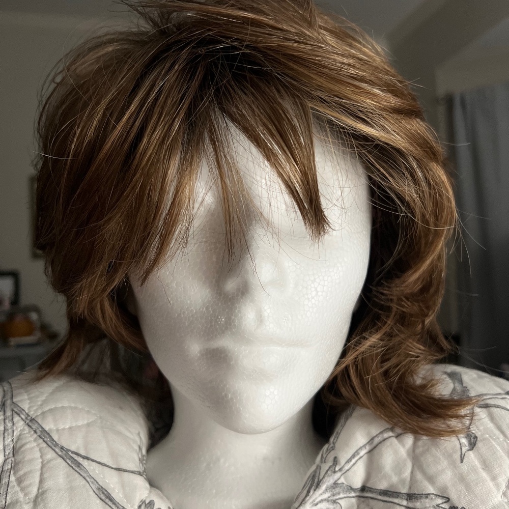 Medium length cute wig!